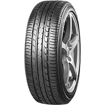 Yokohama Yokohama E70 215/55R17 94V