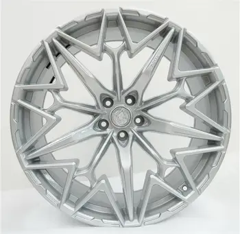 Khomen ZEUS 2202 10x22 5*112 Et:30 Dia:66,6 Brilliant Silver