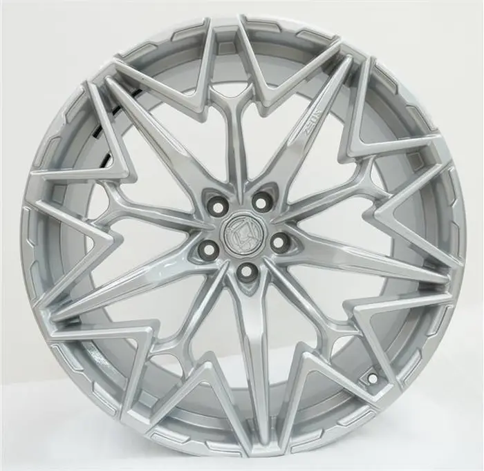 Khomen ZEUS 2202 10x22 5*112 Et:30 Dia:66,6 Brilliant Silver